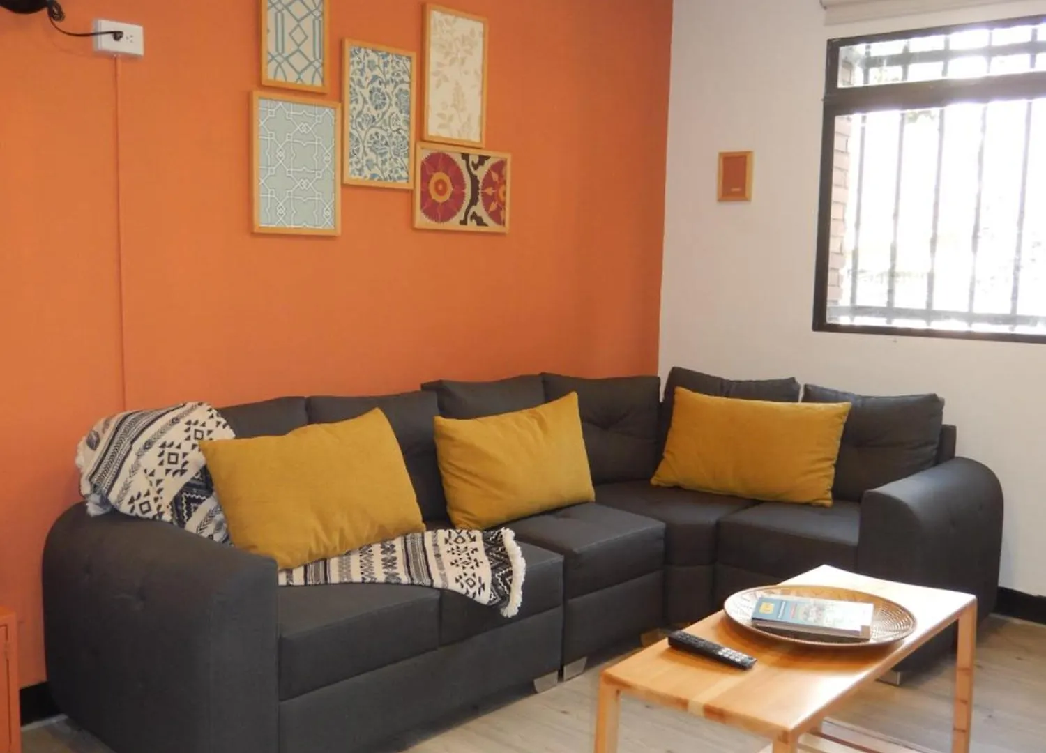 Apartments In La Seventy Μεντεγίν