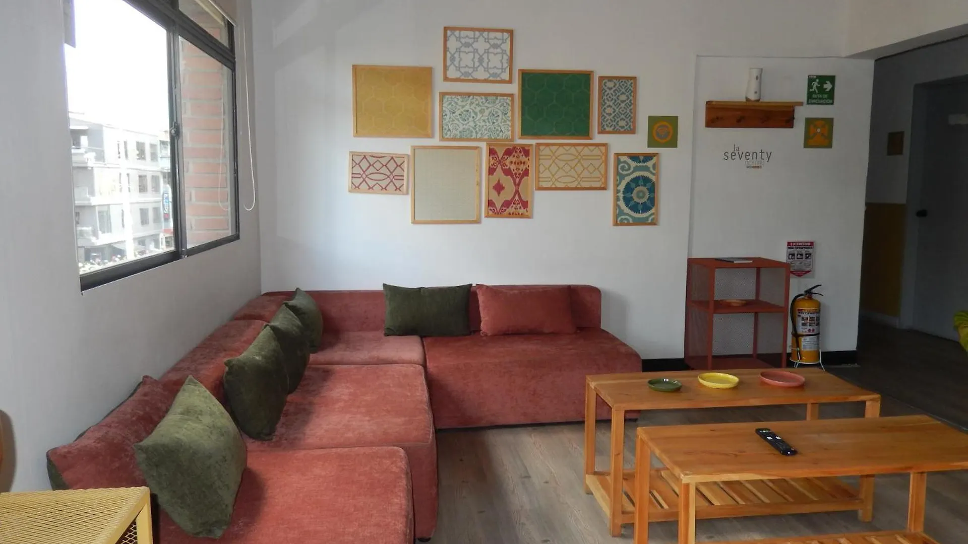 Apartments In La Seventy Μεντεγίν